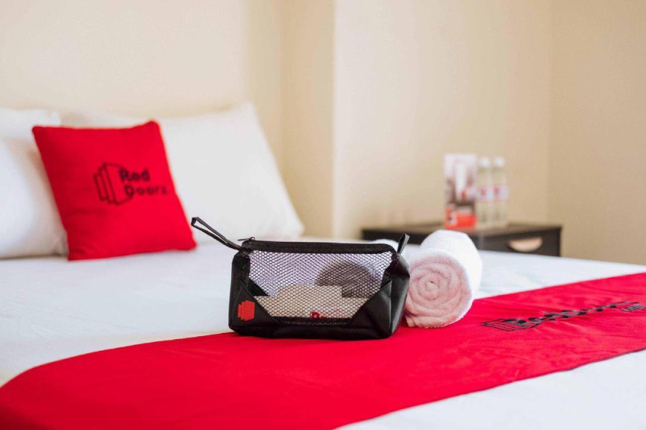 เรดดอร์ ซีอาเรียห์ แอท บอนโดโวโซ ซิตี้ เซ็นเตอร์ Hotel Bondowoso ภายนอก รูปภาพ