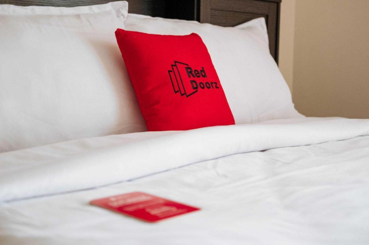 เรดดอร์ ซีอาเรียห์ แอท บอนโดโวโซ ซิตี้ เซ็นเตอร์ Hotel Bondowoso ภายนอก รูปภาพ